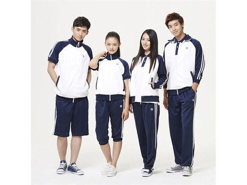 校服的照片,校服映照下的青春记忆